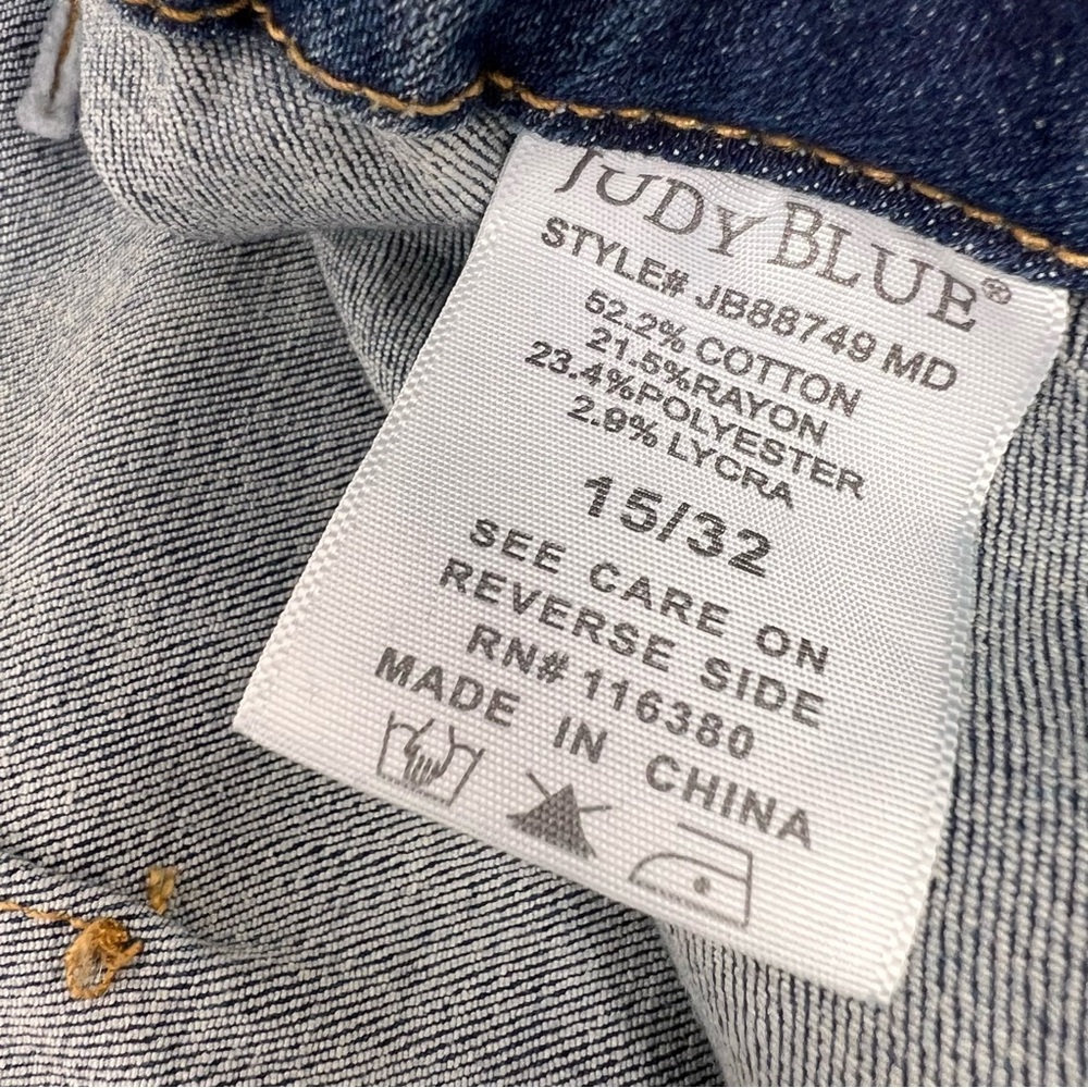 Judy Blue High Waist Elastic Waist Vintage Straight Leg Jeans Size 15/32 - Picture 8 of 9